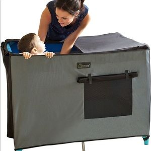 SnoozeShade pack ‘n play blackout cover